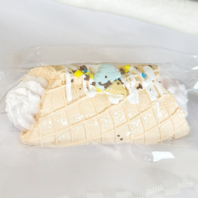[Only One Left!] Taba Squishy: Light Purple Crêpe with Cream Drizzle