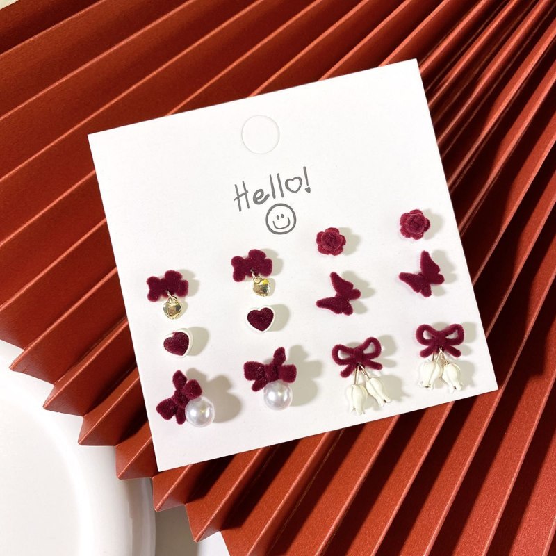 Dainty red velvet bow studs 6 pairs — the ultimate winter and Christmas accessory!